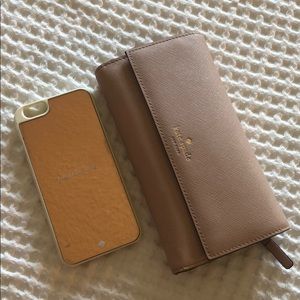 Kate Spade Wallet with 2 IPhone 6 cases